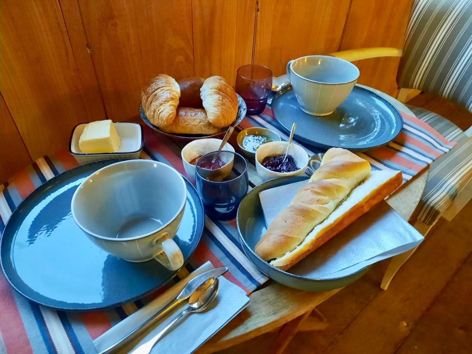 Bed and Breakfast Pierres Et Jardins Санліс Екстер'єр фото